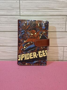 Spiderman B6 Binder w Magnetic Binder *Includes Spiderman Paper